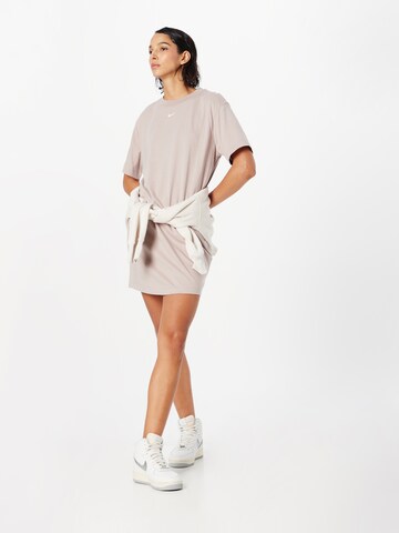 Nike Sportswear Šaty 'Essential' - Sivá