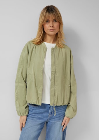 s.Oliver Φθινοπωρινό και ανοιξιάτικο μπουφάν σε πράσινο: μπροστά