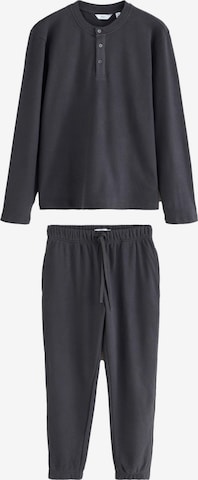 Next Pyjamas lang i grå: forside