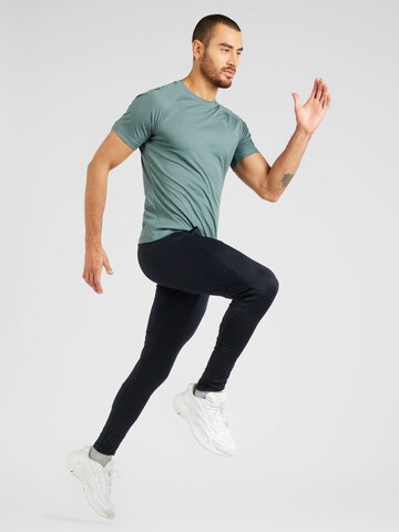 UNDER ARMOUR Slimfit Sportovní kalhoty 'Challenger' – černá