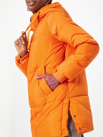VERO MODA Prehodna jakna 'GEMMA FLORA' | oranžna barva