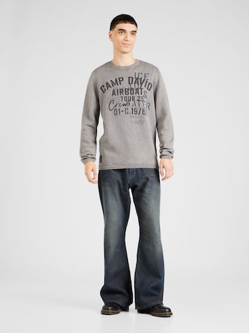 CAMP DAVID Pullover in Grau