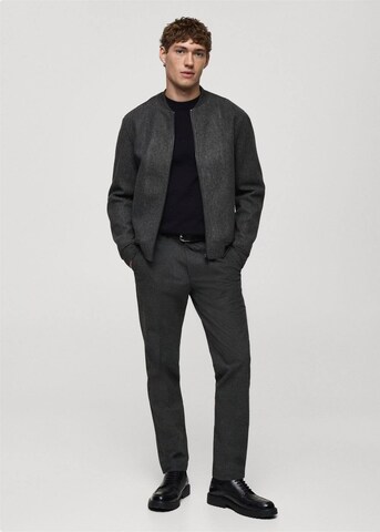 MANGO MAN Regular Hose 'Brest' in Grau