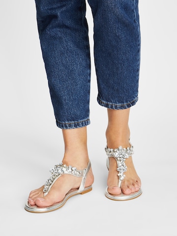 BUFFALO T-Bar Sandals 'Rhonda' in Silver: front