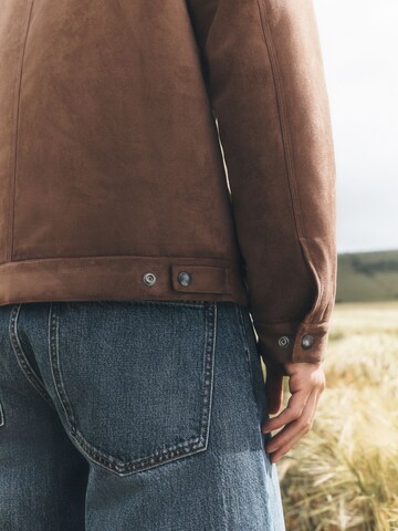 Next - Chaqueta de entretiempo en marrón