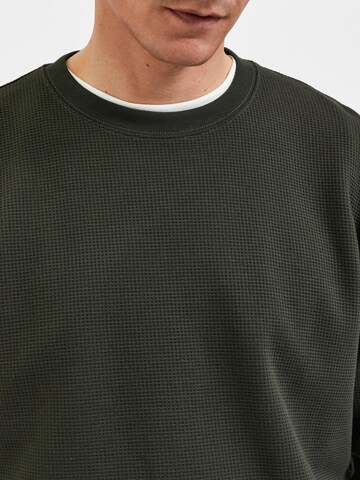 SELECTED HOMME Sweatshirt i grön