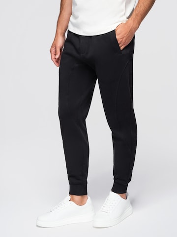 Ombre Tapered Broek in Zwart