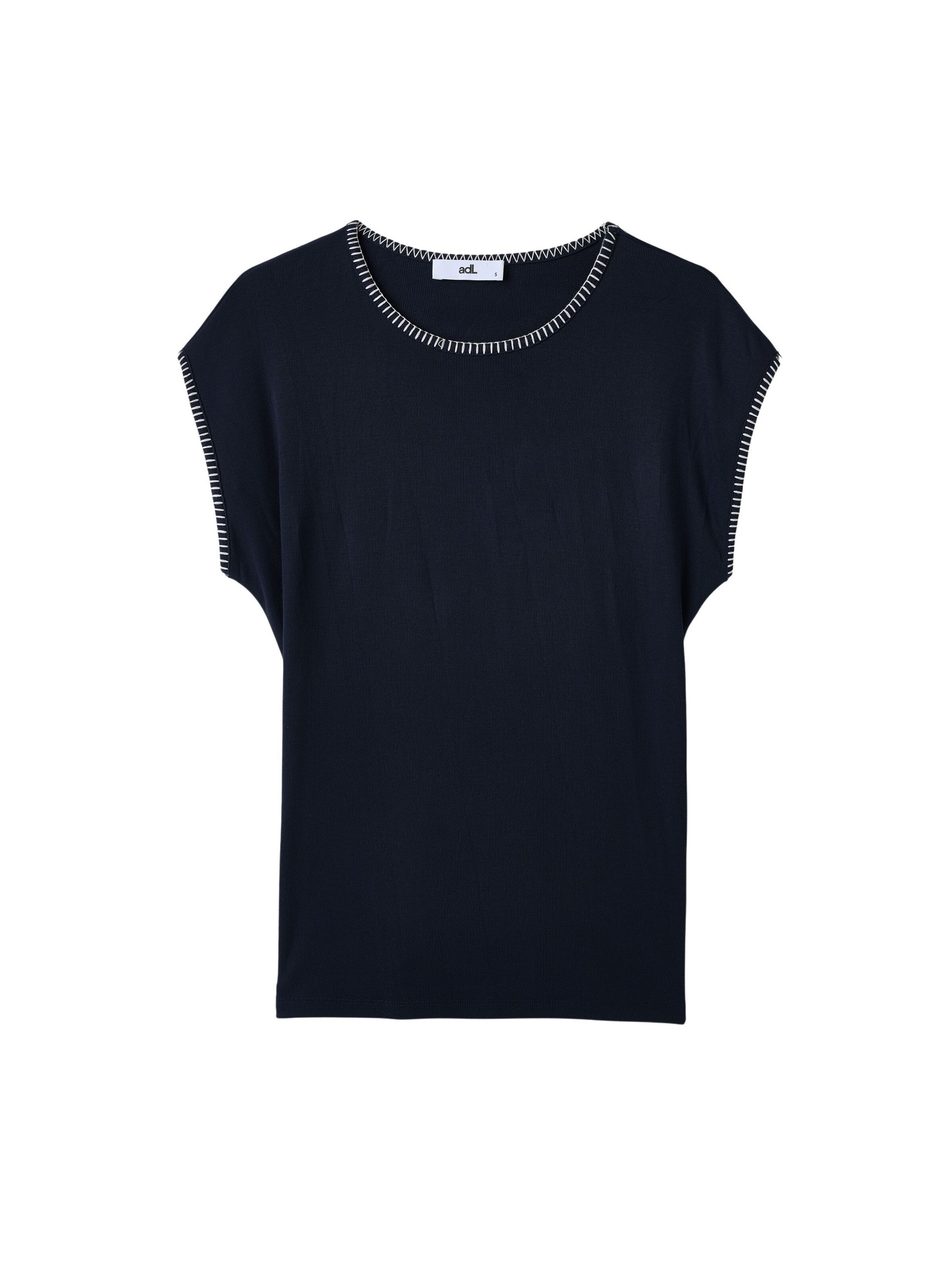 adl Blouse in Blue: front