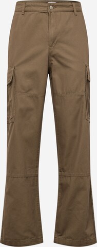 Pantalon cargo 'Joel' WEEKDAY en vert : devant