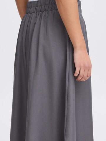 Gonna 'IXDorthea' di ICHI in grigio