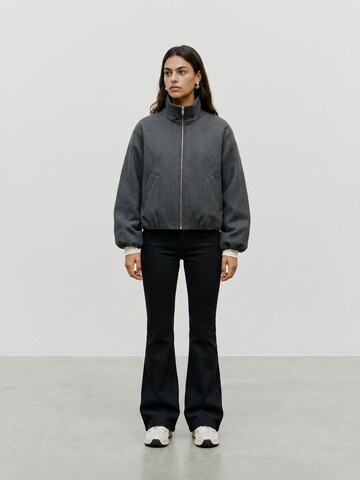 Veste mi-saison 'VMPopberlls' VERO MODA en gris