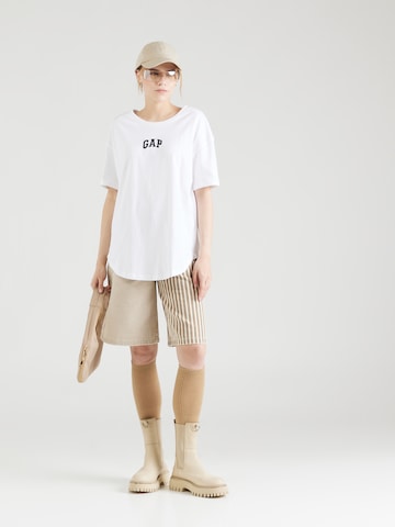 GAP Μπλουζάκι σε λευκό