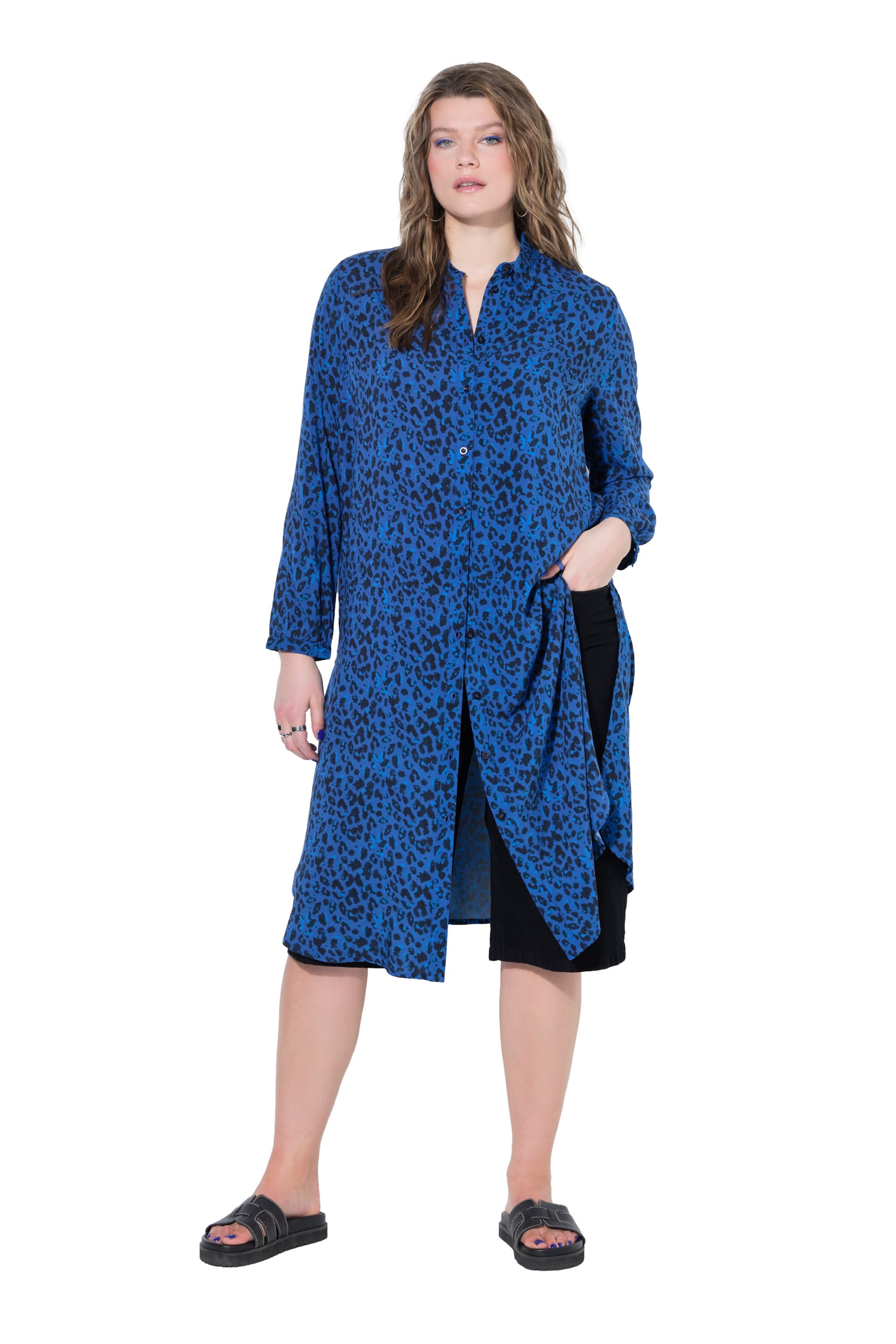 Studio Untold Tuniek in Blauw: voorkant