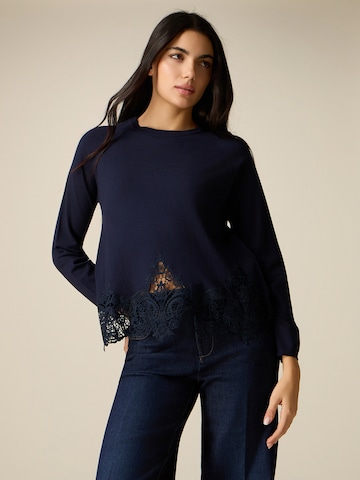 Pullover di oltre in blu: frontale