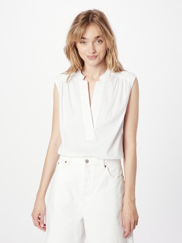 COMMA Blouse in White: front