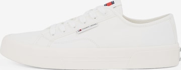 Baskets basses Tommy Jeans en beige : devant
