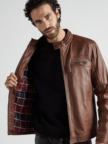 JCC Tussenjas in Bruin