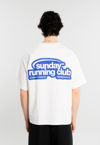 Another Cotton Lab - Camisa 'SRC Sporting Goods' em branco: frente
