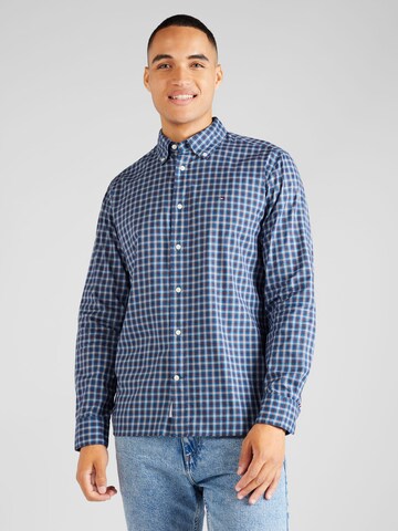 Coupe regular Chemise TOMMY HILFIGER en bleu : devant