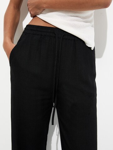 Pull&Bear Wide Leg Hose in Schwarz