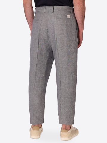 Distretto12 Loose fit Trousers with creases 'T. Certo' in Blue