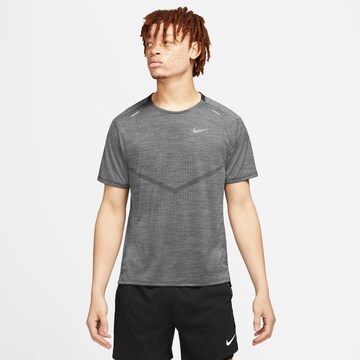 NIKE - Camiseta funcional 'Techknit Ultra' en gris: frente