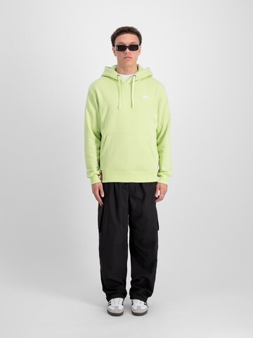 Regular fit Felpa di ALPHA INDUSTRIES in giallo