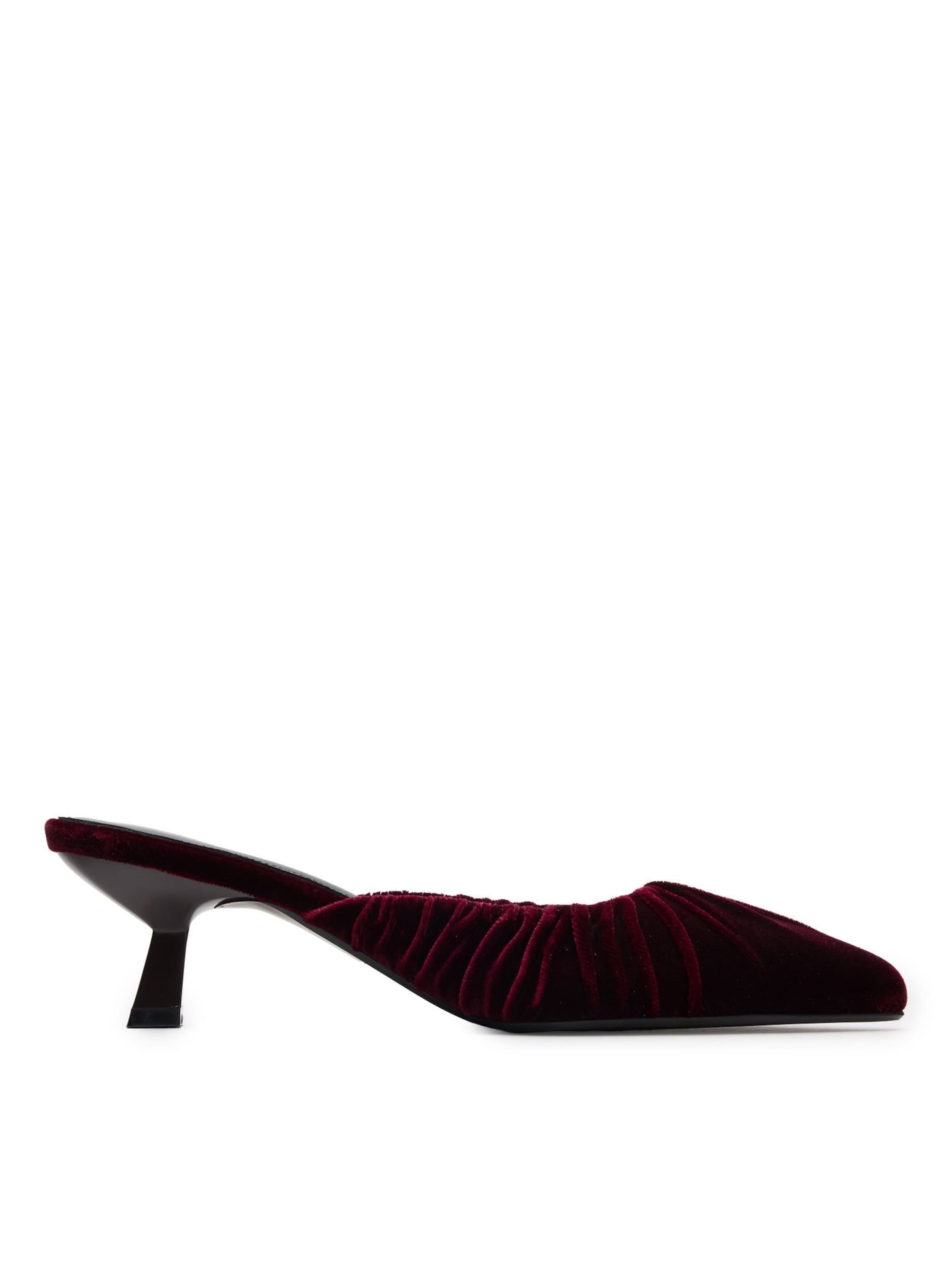 MANFIELD Pumps in Rood