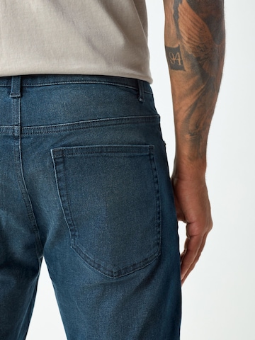 Next Slimfit Shorts in Blau