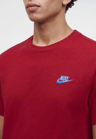 Nike Sportswear - Ajuste regular Camiseta 'Club' en rojo
