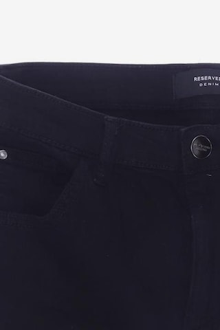 Reserved Shorts in L in Black