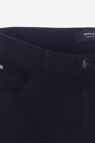 Reserved Shorts L in Schwarz