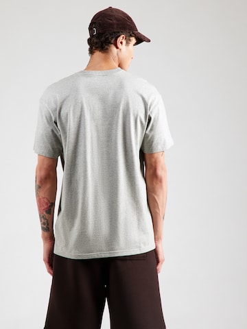 Carhartt WIP Póló 'Chase' - szürke