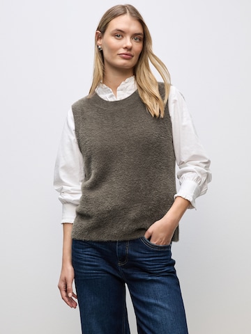 STREET ONE Sweater in Brown: front