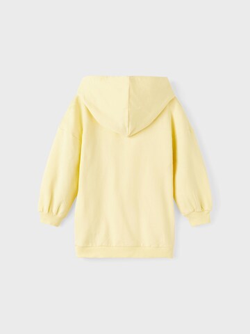 NAME IT - Sudadera 'Mickey' en amarillo