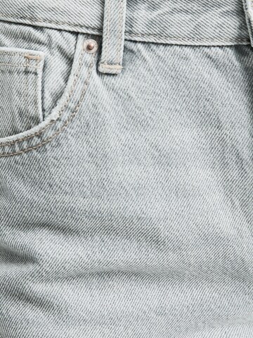 Bershka Regular Jeans in Grau