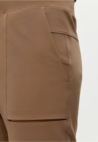 Born Living Yoga Regular Broek 'Tiber' in Bruin