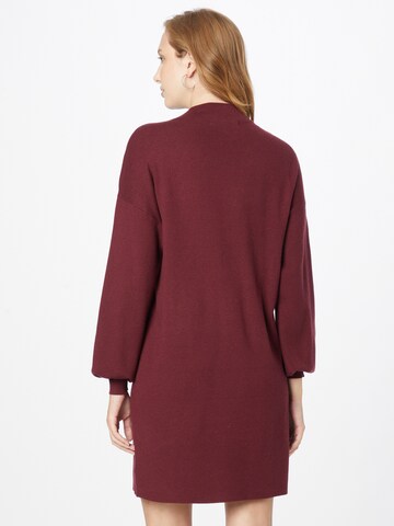 Abito in maglia 'NANCY' di VERO MODA in rosso