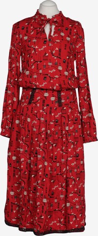 Blutsgeschwister Anzug oder Kombination M in Rot: Vorderseite