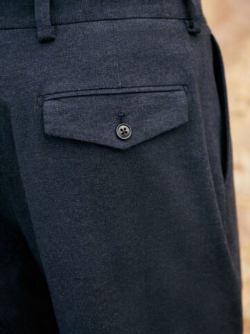 Next Regular Hose in Blau