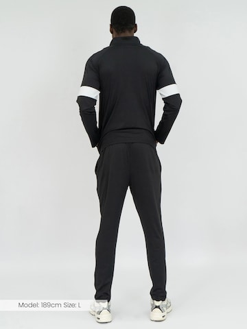 DRILLS Apparel Tapered Sporthose 'HYPE Jogger'‌‌‌‌ in Schwarz
