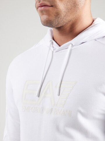 EA7 Emporio Armani Суичър в бяло