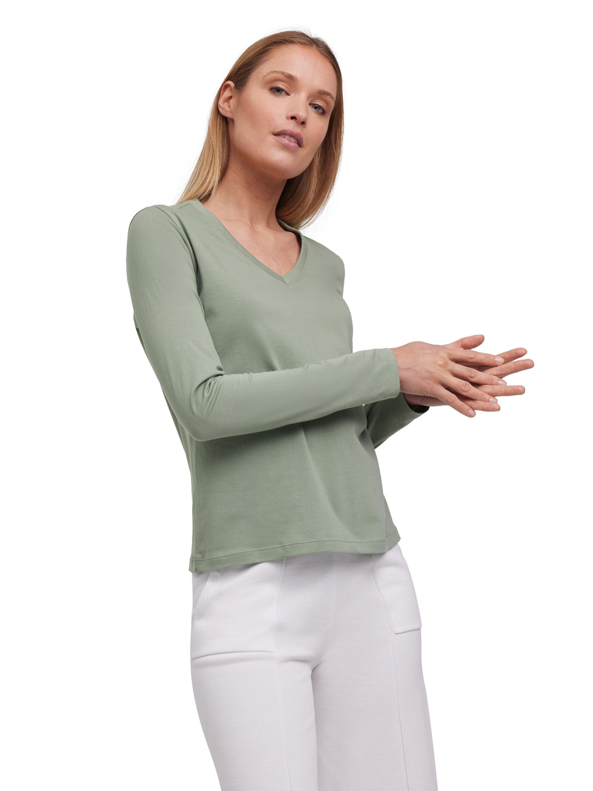 FALKE Shirt 'Essential'‌‌‌ in Grau: Vorderseite