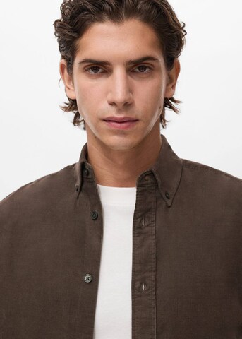 MANGO MAN Regular fit Button Up Shirt 'Tadi' in Brown