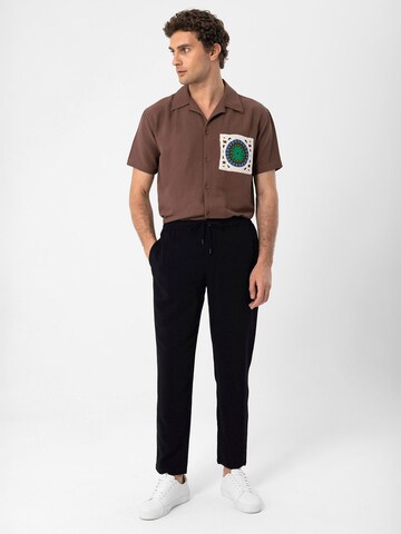 Antioch Regular fit Overhemd in Bruin