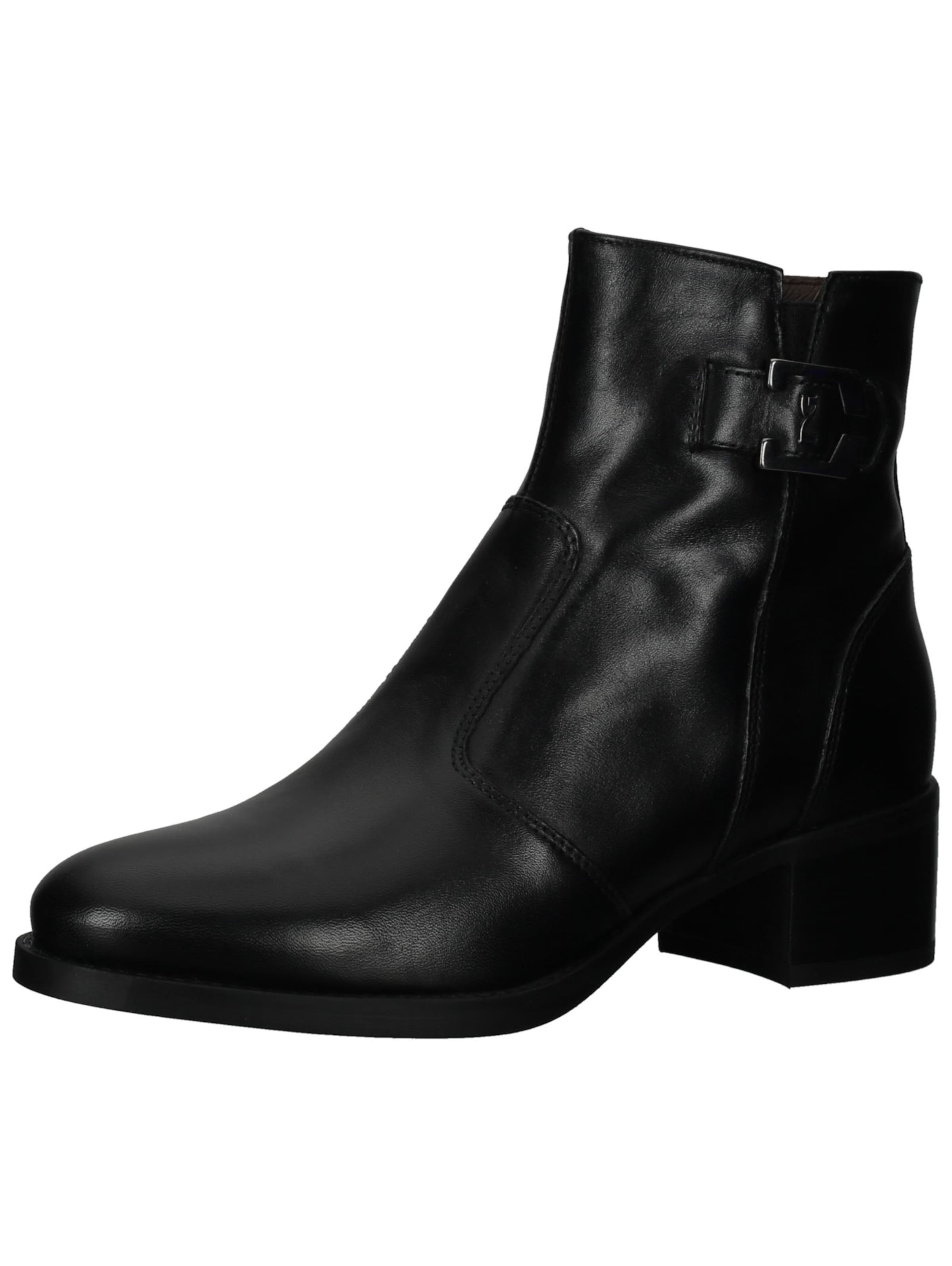 Nero Giardini Ankle Boots in Black: front