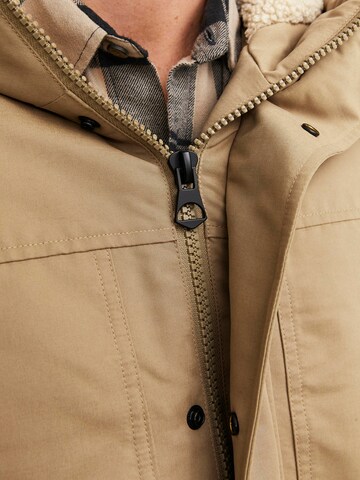 JACK & JONES Winter parka 'Clip' in Brown