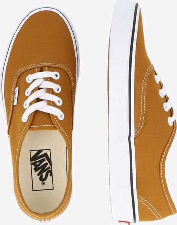 Sneaker bassa di VANS in giallo