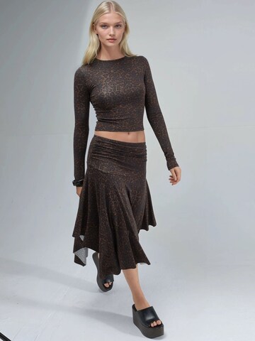 Busem Skirt in Brown