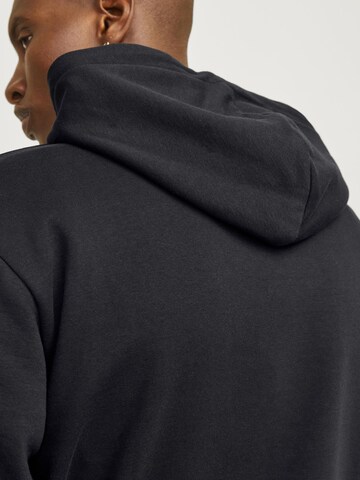 JACK & JONES - Sweatshirt 'JJECaleb' em preto